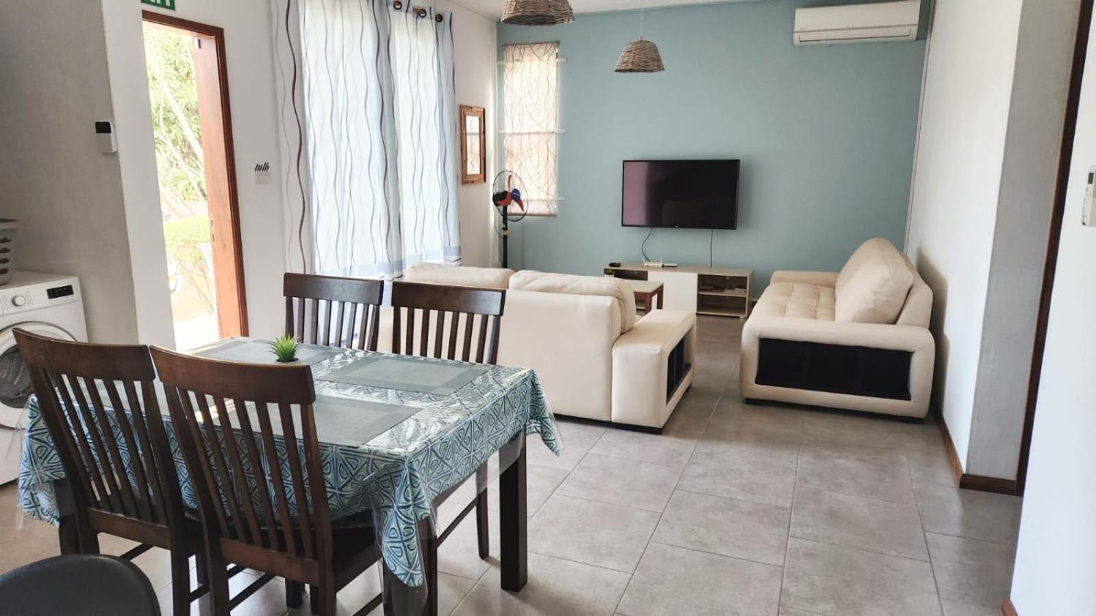 La Maison D'isa Apartment *